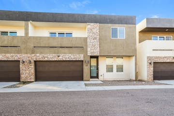 2000 N 36th Street Unit 27 Phoenix, AZ 85008